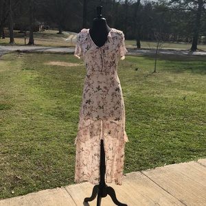 NWOT Parc & Lex Juniors Beige Floral Print Dress